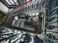 Entre otros objetos históricos de interés, el Museo Histórico Casa de Juárez exhibe la que fuera su habitación original, así como diversos artículos personales.