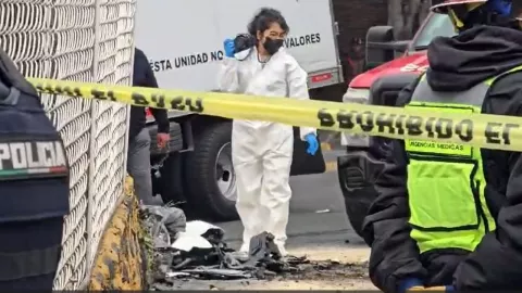 Anciana muere tras accidente en avenida Toluca, Álvaro Obregón, tras chocar su auto de lujo
