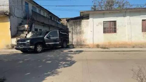 Asesinan a hombre en colonia de Cosoleacaque; detienen a su pareja sentimental