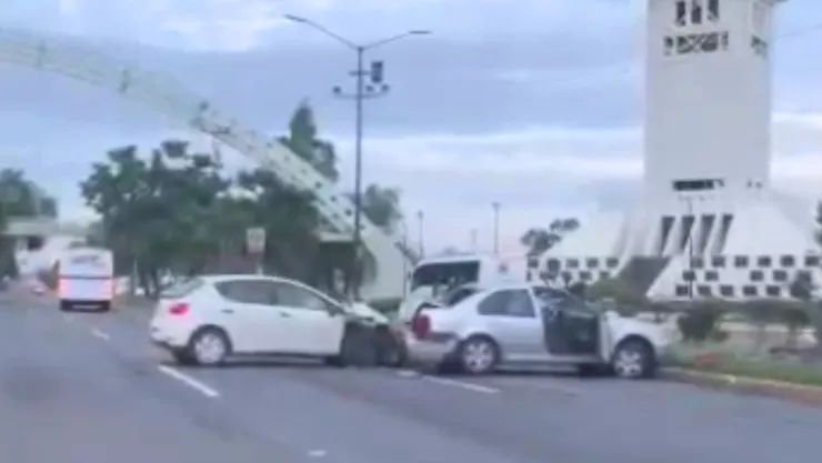 Choque hoy por Puente del Milenio