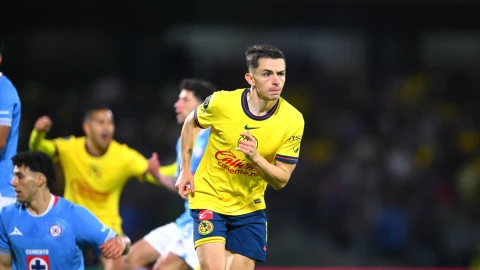 Álvaro Fidalgo ante Cruz Azul en la Concachampions