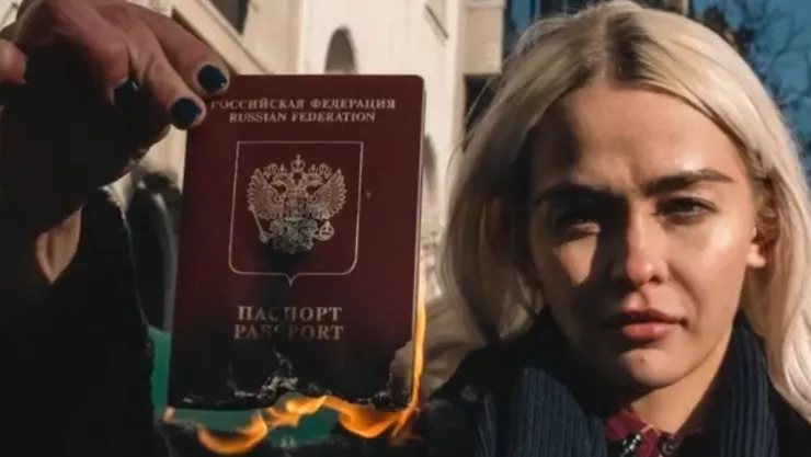 Artista pasaporte rusia 1.jpg
