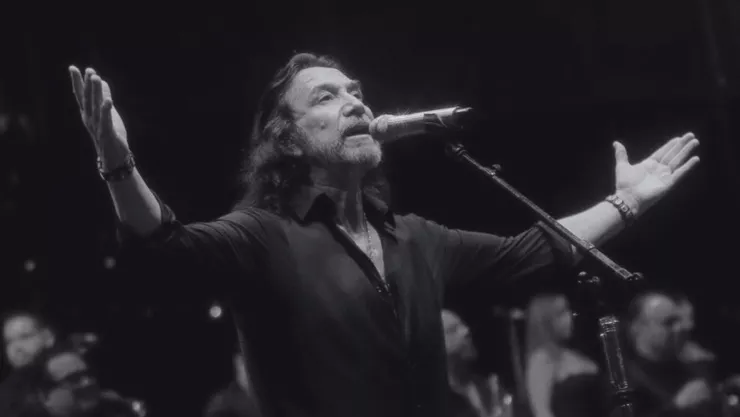 Marco Antonio Solís.jpg