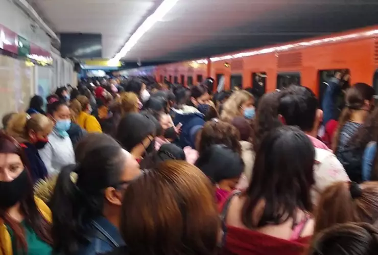 Metro CDMX retrasos
