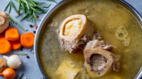 Caldo de hueso