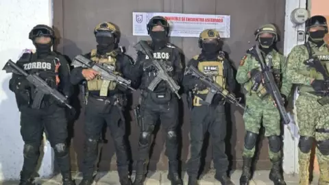 Aseguran en Iztapalapa una bodega de narcos tras operativo