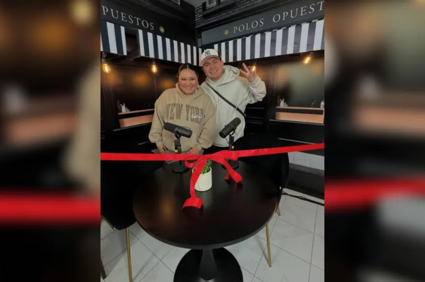 Marvín ha sido un apoyo y complemento fundamental en la carrera de Herly, quien también se lanzó como cantante y ha demostrado que tiene un gran talento.