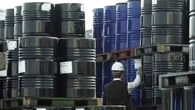 Produjo Pemex 585 mil barriles de crudo al día