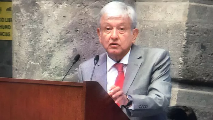 AMLO nuevo aeropuerto colegio de ingenieros