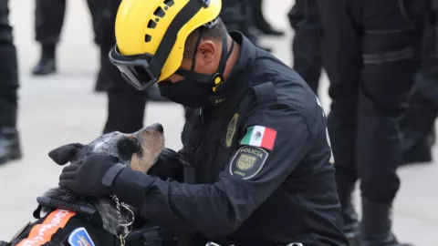 Desfile policías CDMX