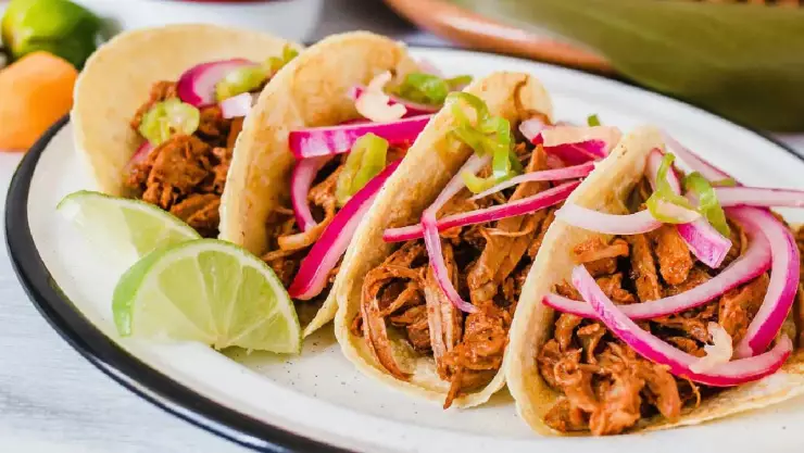 Profeco: Esta es la forma más dañina de comer cochinita, según la Procuraduría Federal del Consumidor