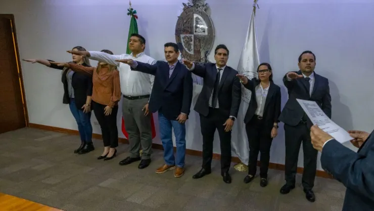 Rinden protesta nuevos funcionarios en Sinaloa