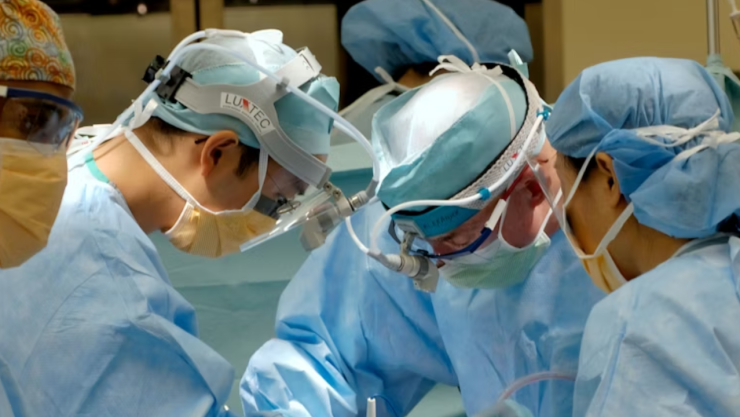 Joven se amputó un pie para entrar a la facultad de medicina como discapacitado