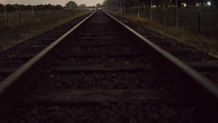 Matan a una persona cerca de las vías del tren