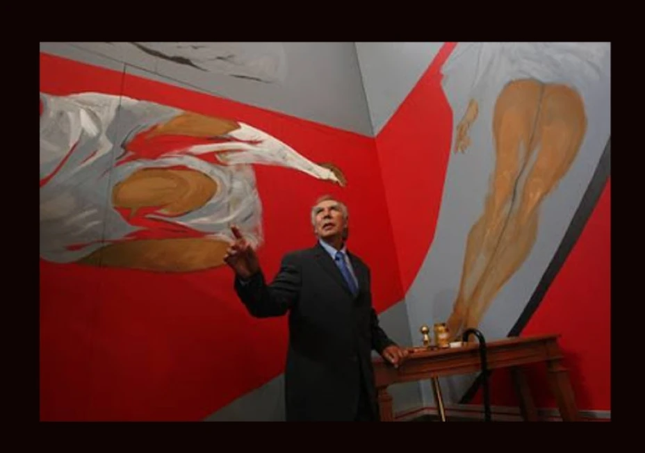 Leopoldo Flores