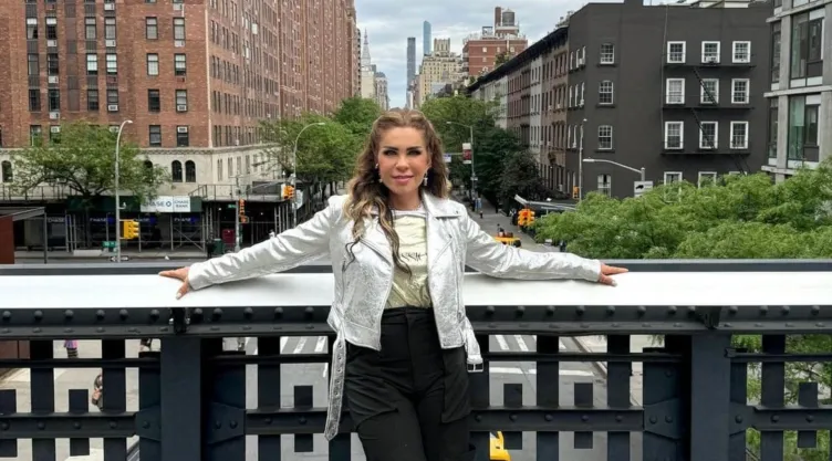 Rocío Sánchez Azuara en Nueva York.jpg