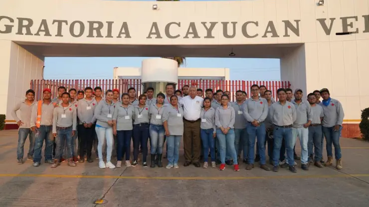 Estación migratoria Acayucán.jpg