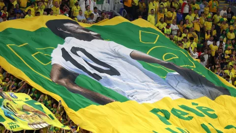 Pelé y Maradona, la disputa por la grandeza del futbol