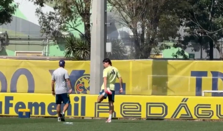 América