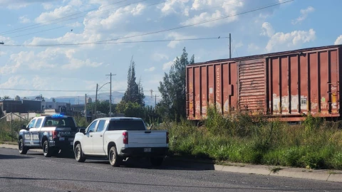 Encuentrana a hombre apuñalado en un vagon del tren.
