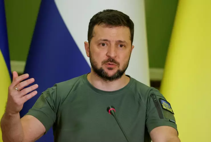Zelensky es criticado por posar para Vogue.