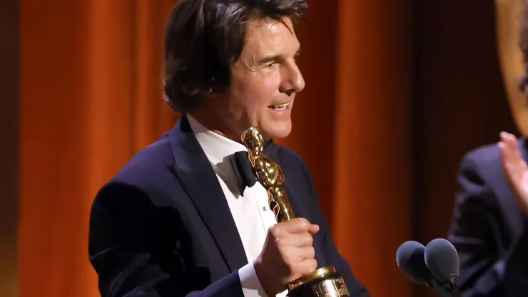Tom Cruise hace historia recibe su primer Oscar tras 45 años de carrera