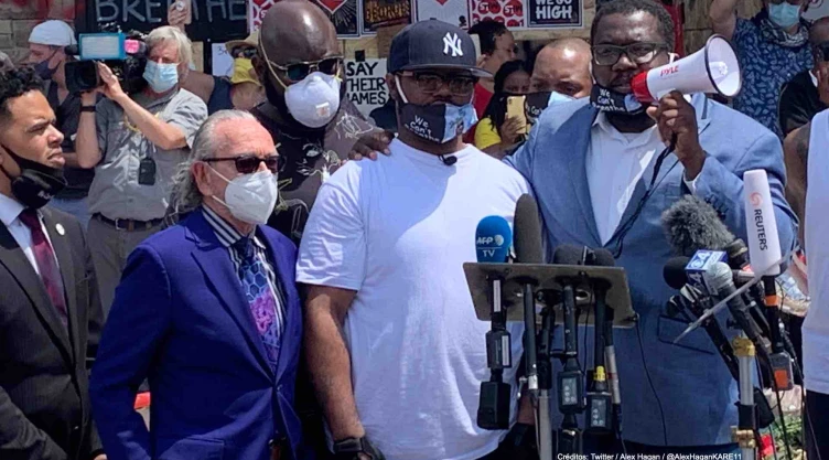hermano george floyd protestas.jpg