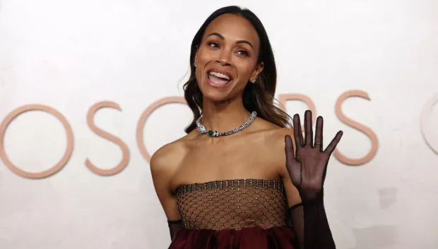 Zoe Saldaña en los Premios Oscar