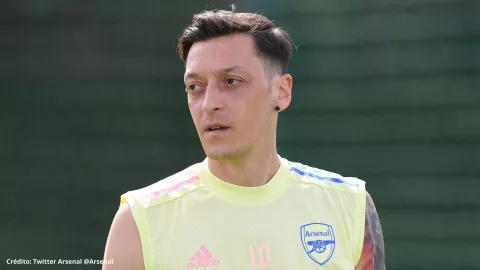 Mesut Ozil.jpg