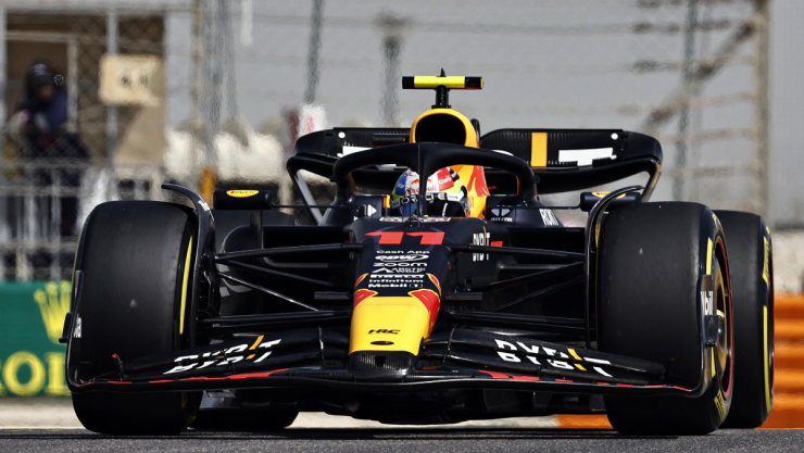 Checo Pérez en el circuito de Sakhir