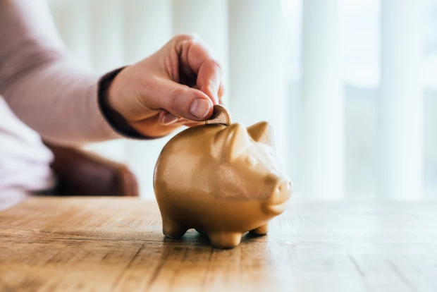 El truco de ahorro de Bill Gates para vivir sin deudas
