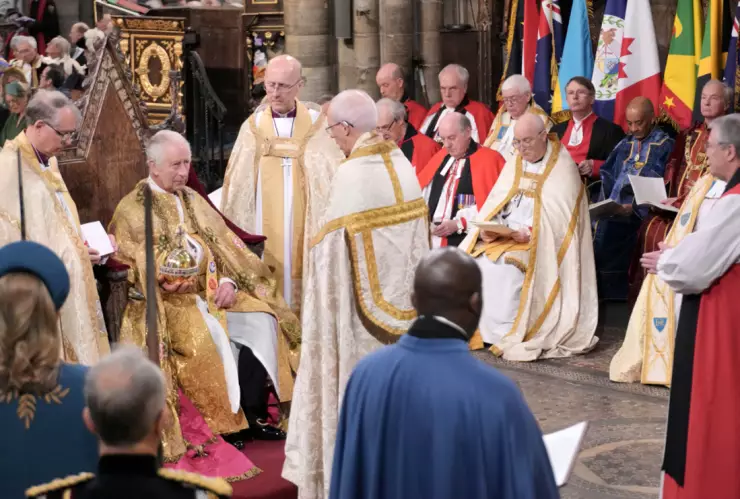 Investidura del rey Carlos III