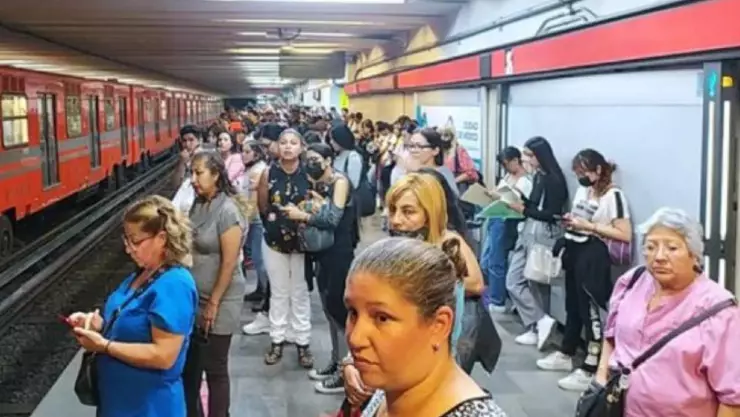 Usuarios del Metro CDMX hoy 29 de marzo de 2023 reportan retrasos en las líneas A, 2 y 6.