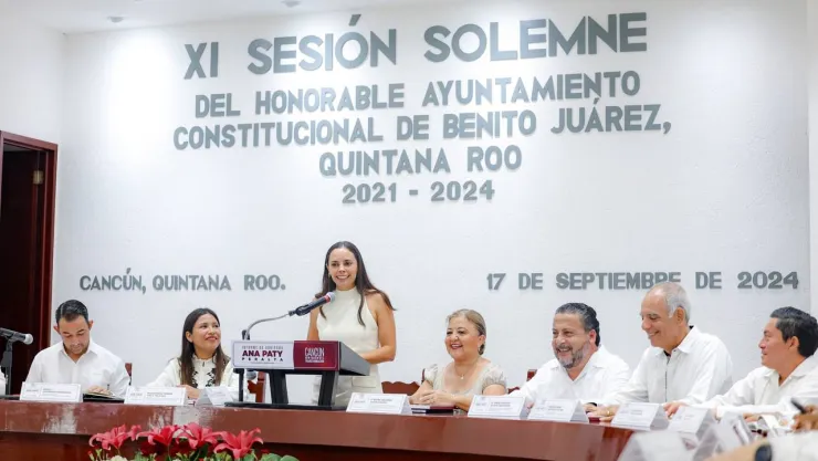Rinde Ana Paty Peralta su Informe de Gobierno en Benito Juárez ante el Cabildo