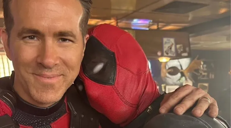 Ryan Reynolds desata rumores de unirse a Vengadores: Doomsday con inquietante foto en redes
