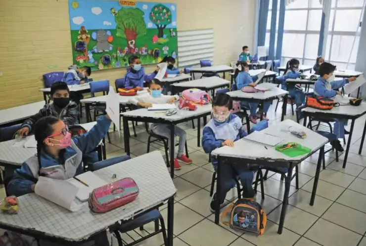 Siete estados regresan a clases presenciales el 14 de febrero