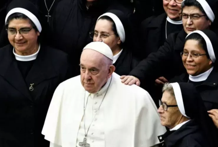 Las acciones del Papa Francisco para cambiar el rol de la mujer en la Iglesia Católica