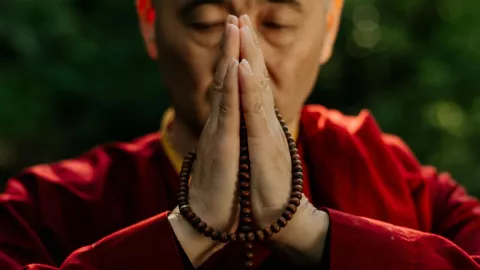 El karma que carga el alma de tu signo del zodiaco