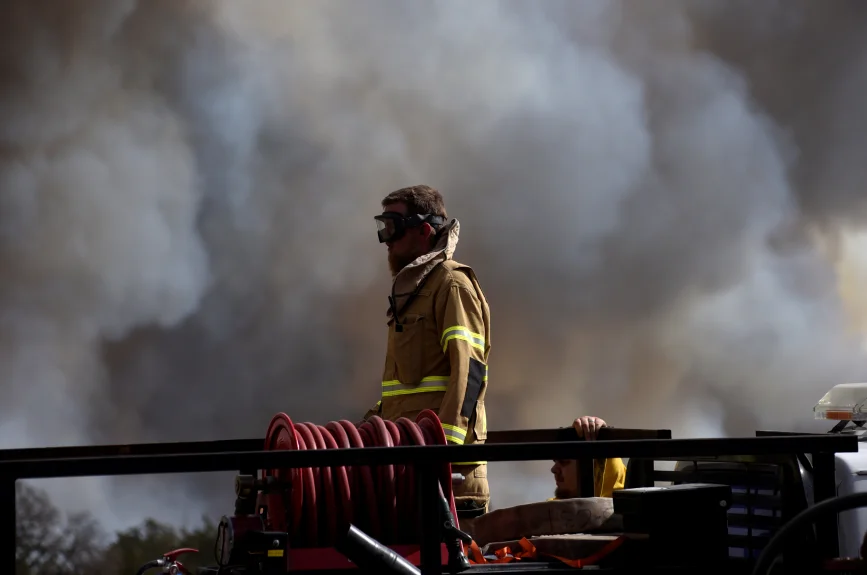 La sequía, altas temperaturas y fuertes vientos crearon una situación peligrosa en Oklahoma desde la semana pasada.