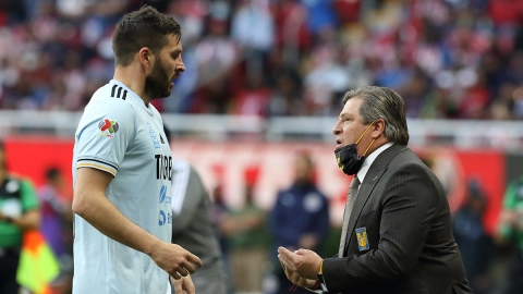 Gignac y Miguel Herrera