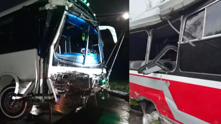 Fuerte choque en Bulevar 2000 de Tijuana hoy 17 de abril de 2025