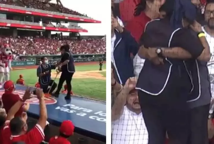 Video Pareja de limpiadores se comprometen durante juego de beisbol