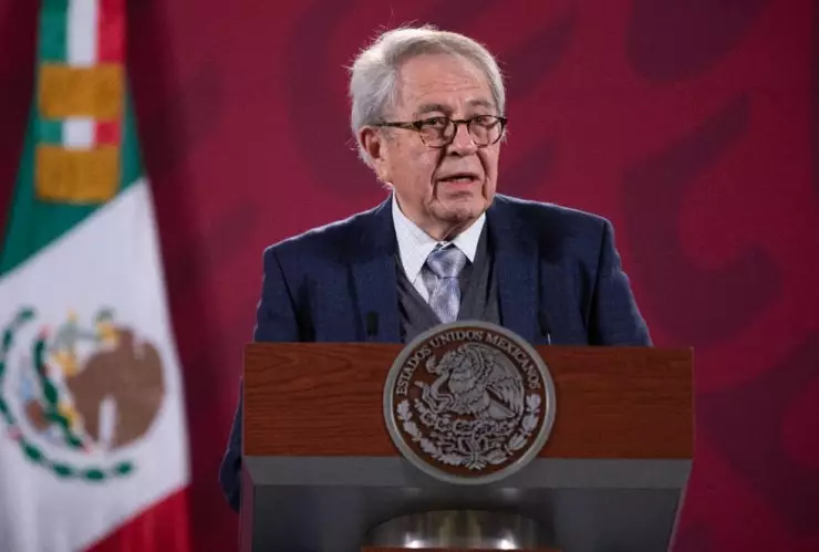 Jorge Alcocer, secretario de Salud, reconoció el esfuerzo del personal médico en el combate al Covid-19.