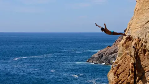 La Quebrada Acapulco