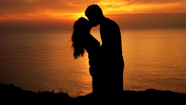 Estos signos vivirán un romance durante junio 2025