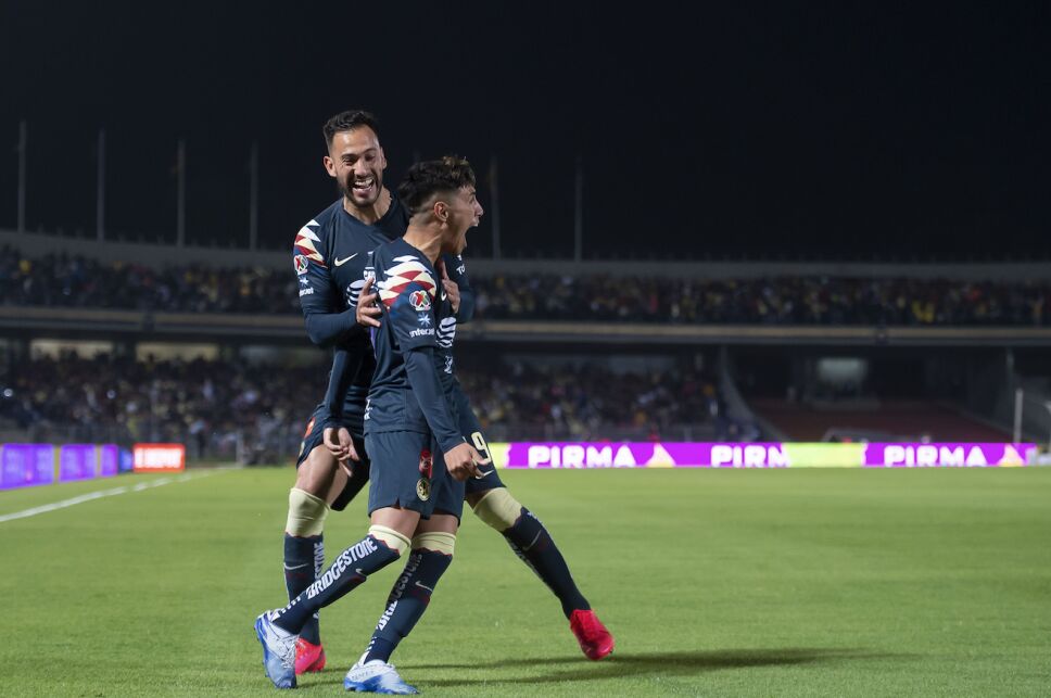Con gol de Henry Martin las Águilas del América salvan un empate en Ciudad Universitaria.