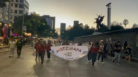 Ayotzinapa 10 años padres, madres familiares justicia