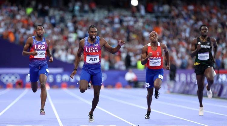 Noah Lyles en la final de 200 metros planos de París 2024