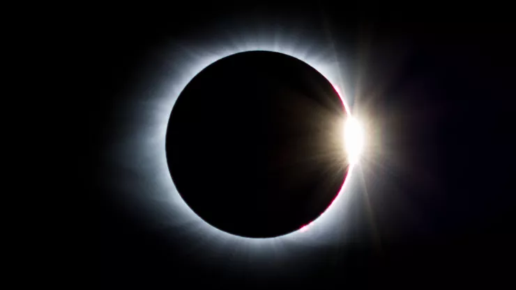 El eclipse solar generará penumbra en Estados Unidos.jpg