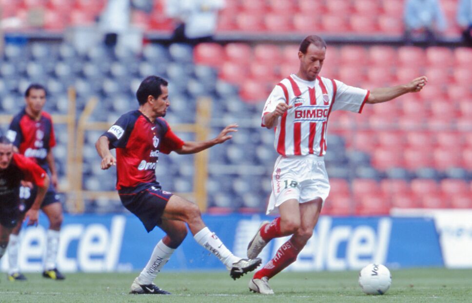 Zague tuvo un buen paso por el Necaxa